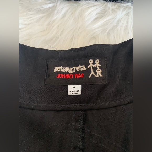 Johnny Was 
Pete&Greta by Johnny Was SZ:2/US6/8 Black
Cargo Crop Pant - Picture 5 of 6